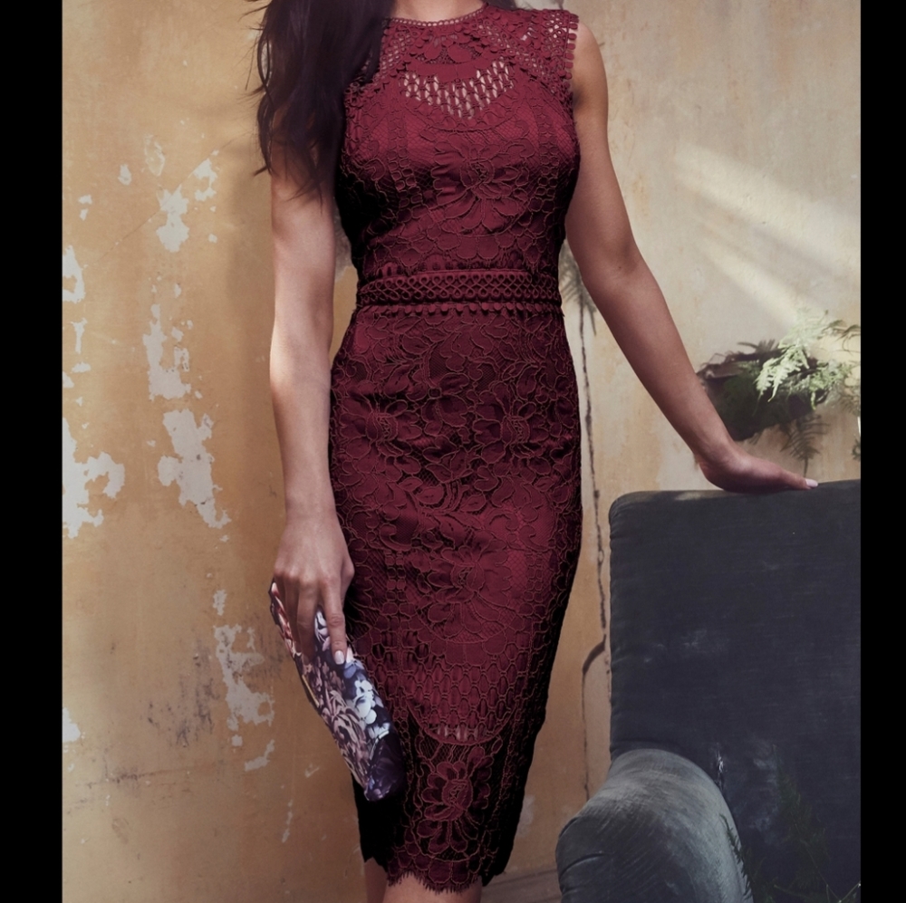 Lipsy burgundy lace dress US size 4. UK size 8